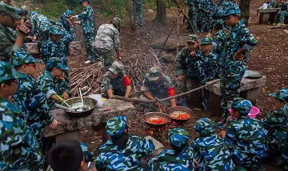 戶外(wài)研學